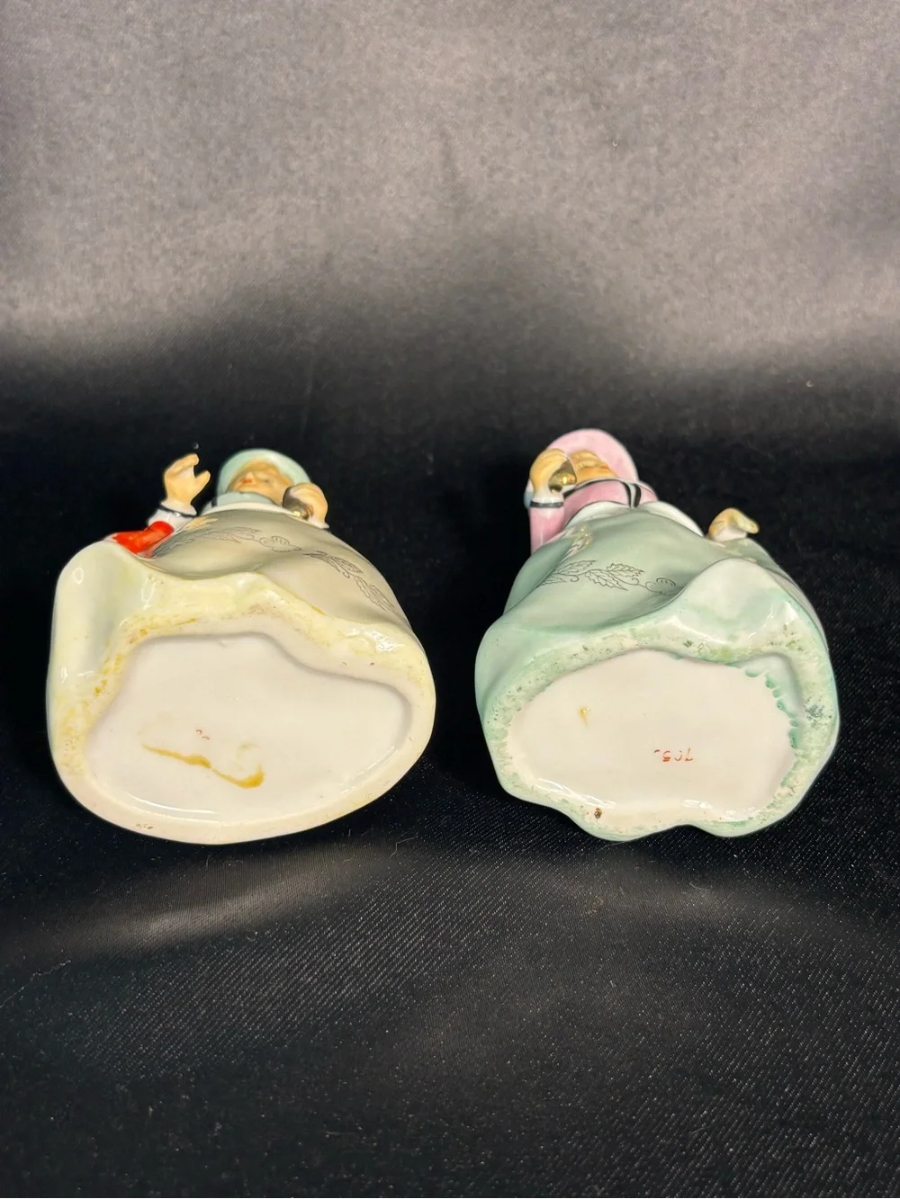 Pair Of Vintage 1940’s Victorian Ladies Bud Vases Porcelain Hand Painted Decor